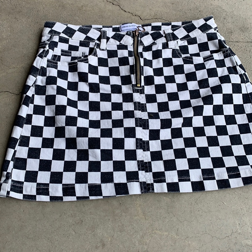 Checkered super cute skirt